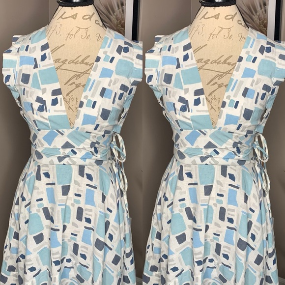 Anthropologie Meet Pella Floral Dress - Picture 5 of 6